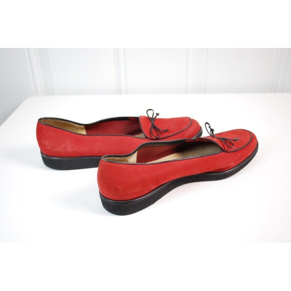 SALVATORE FERRAGAMO Red Suede w/ Black Patent Leather Piping/Bow Loafers US 8B - Picture 3 of 9